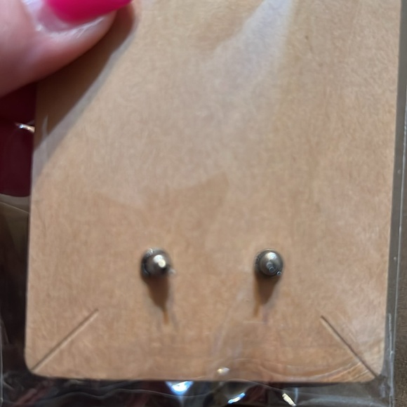Set of 3 Black Earrings - Picture 5 of 7